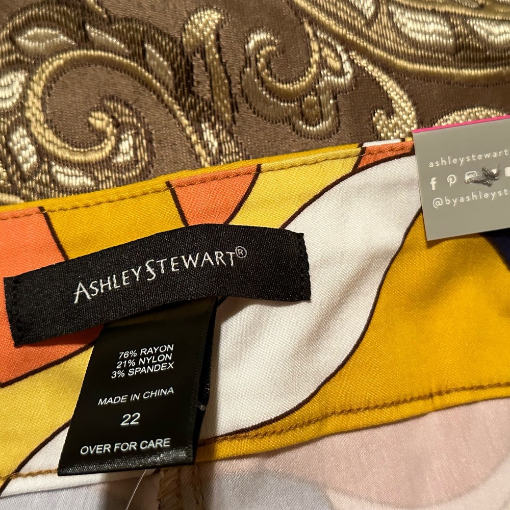Ashley Stewart capris